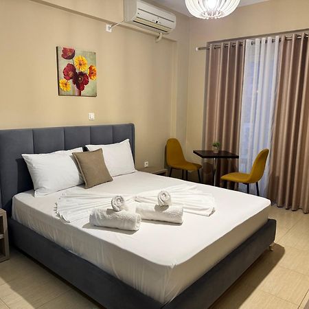 Hotel Driloni 卡萨米尔 外观 照片