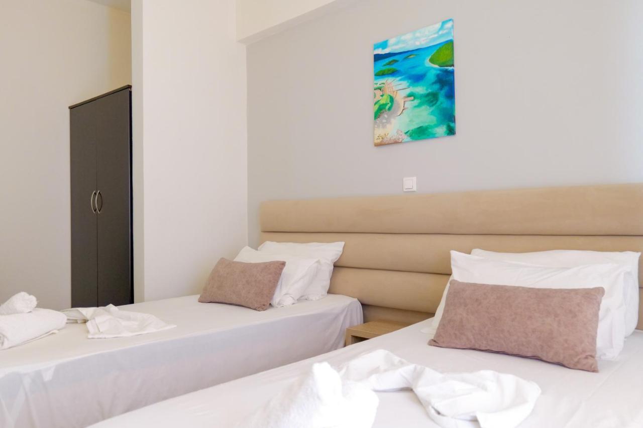 Hotel Driloni 卡萨米尔 外观 照片