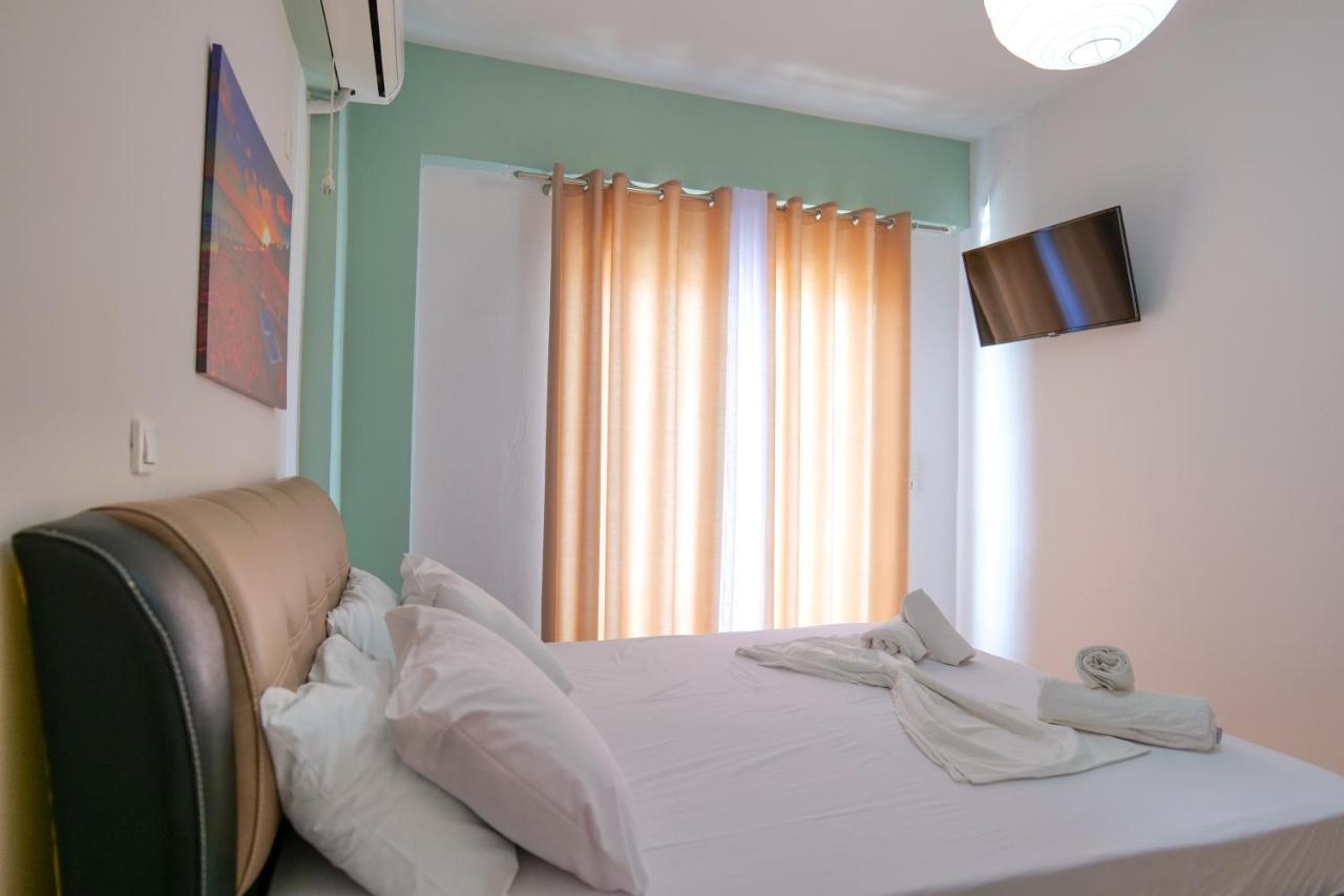 Hotel Driloni 卡萨米尔 外观 照片