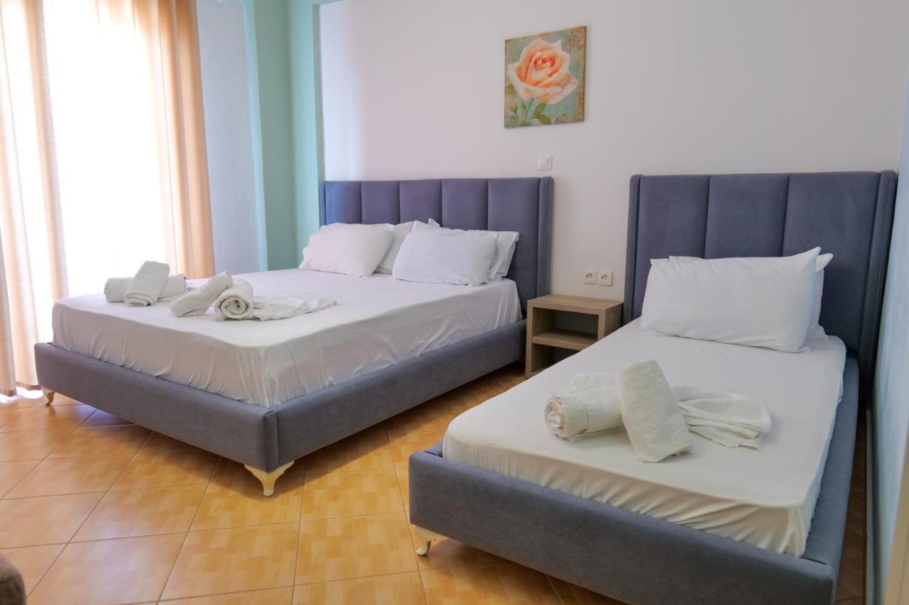 Hotel Driloni 卡萨米尔 外观 照片