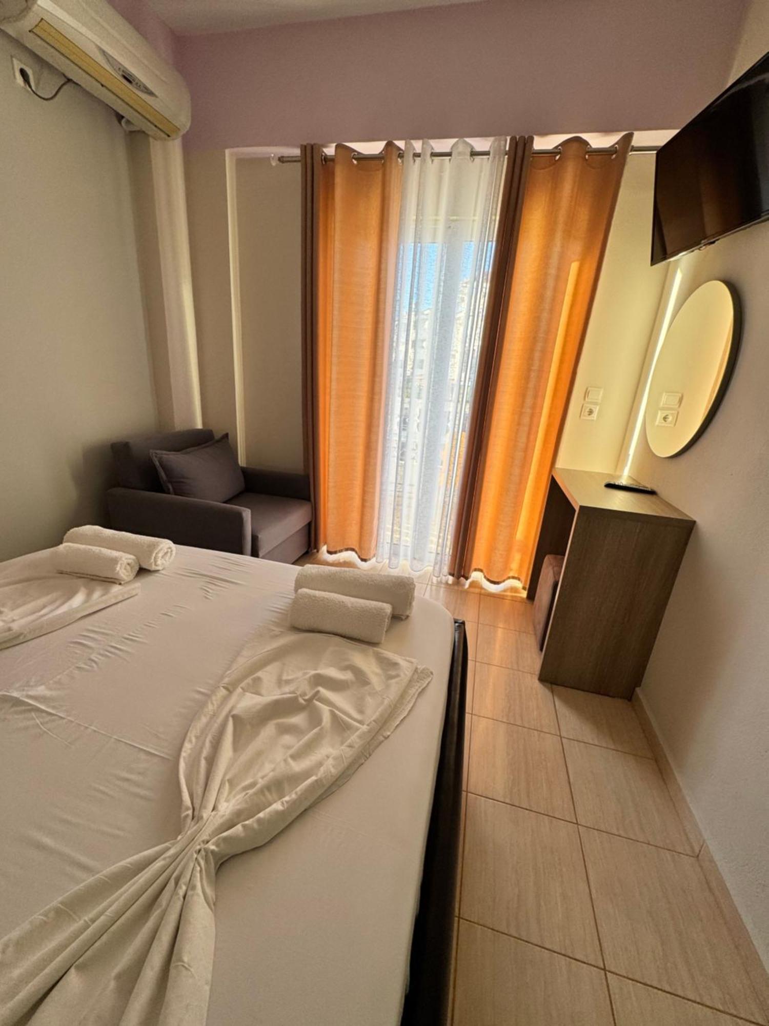 Hotel Driloni 卡萨米尔 外观 照片