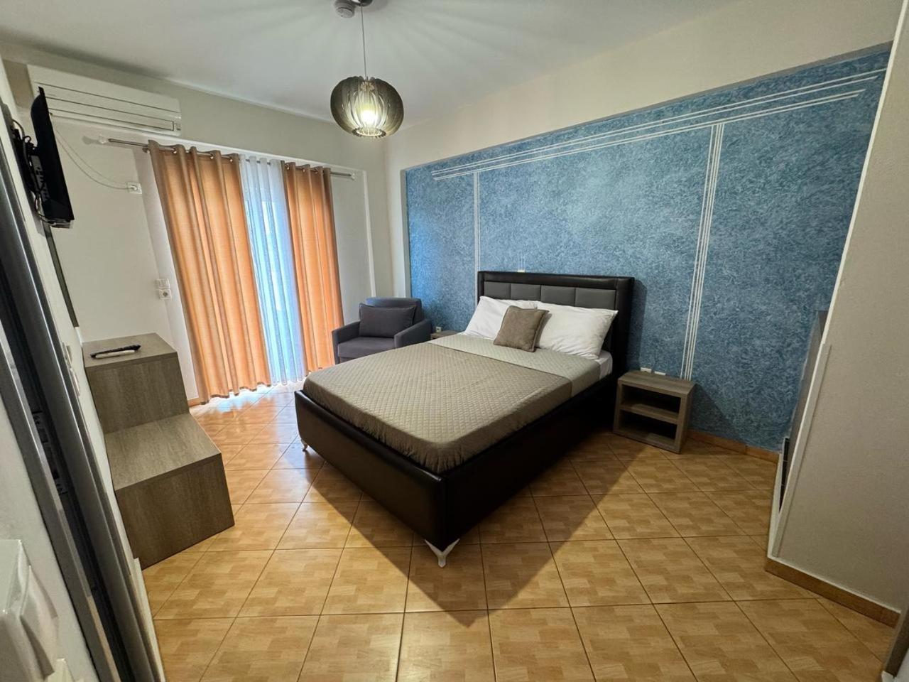 Hotel Driloni 卡萨米尔 外观 照片
